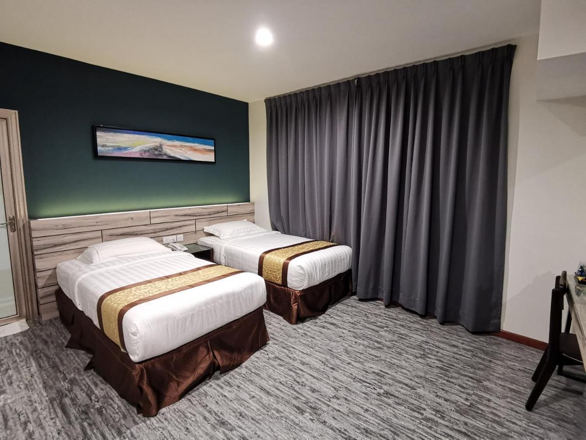 Meriton Inn Куантан Екстер'єр фото