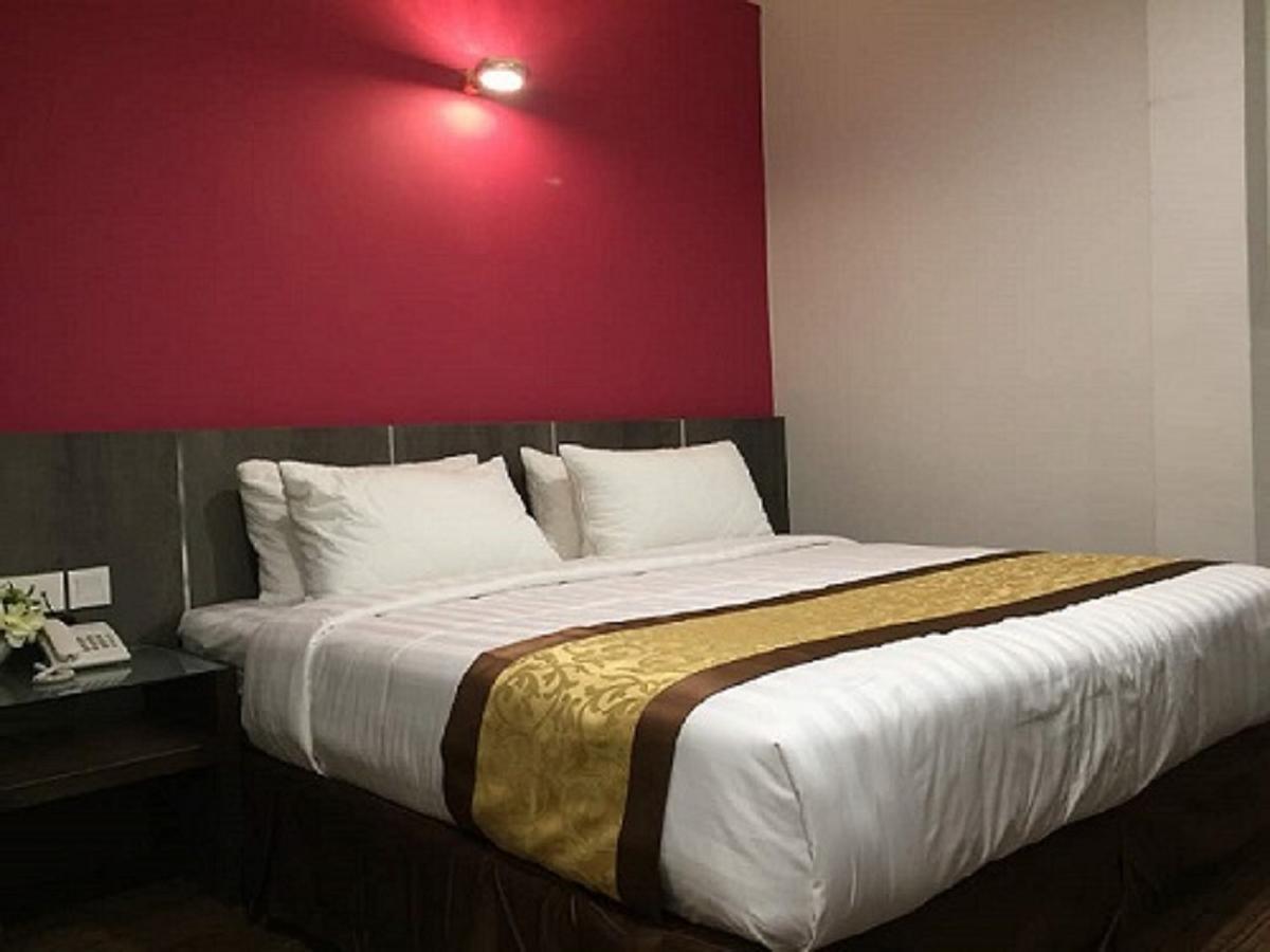 Meriton Inn Куантан Екстер'єр фото