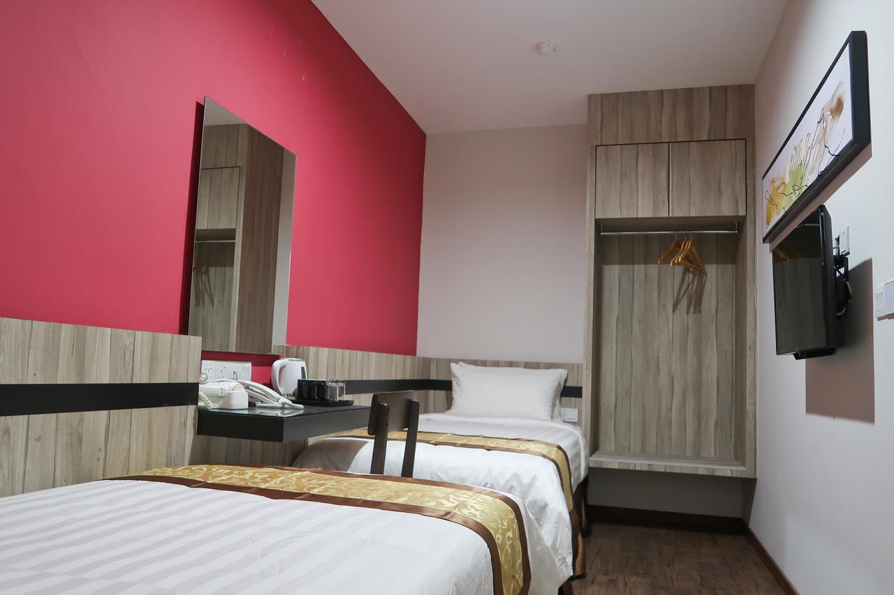Meriton Inn Куантан Екстер'єр фото
